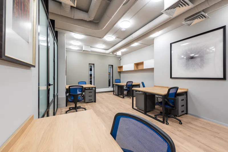 Modern commercial office fit-out interior